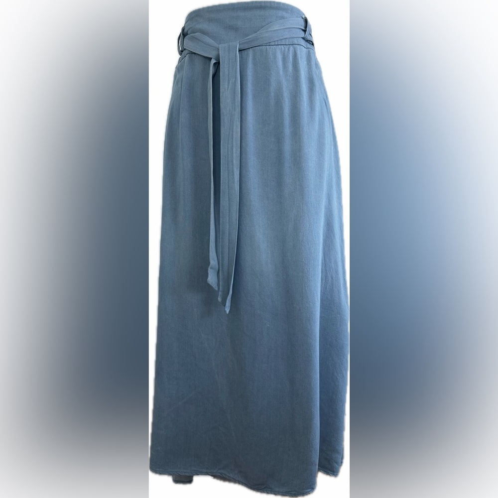 Westport 1962 Brand Chambray Belted Asymmetrical Skirt